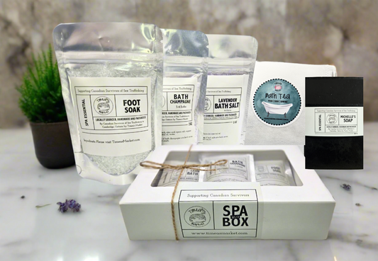 Spa box  (5-piece Soak) collection With a small CHARCOAL SOAP